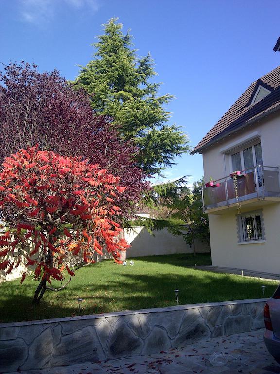 Grand Appartement Dans Villa Avec Parking Quartier Residentiel Жоани Стая снимка